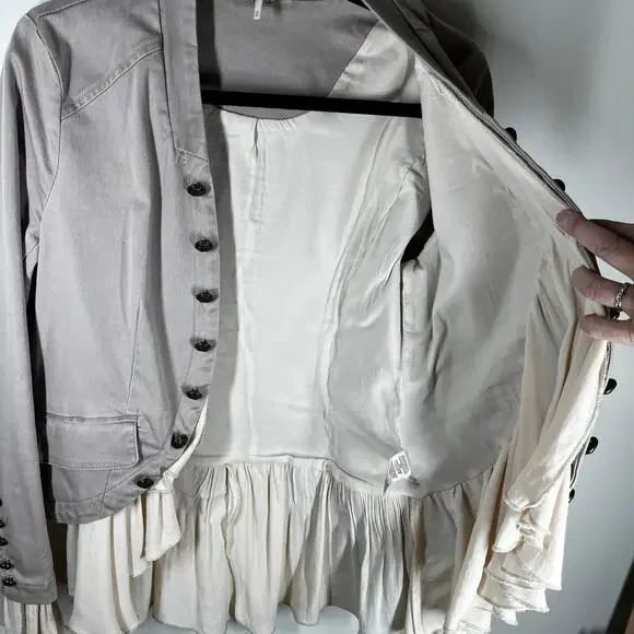 Free People Ruffles Romance Jacket Natural Blazer Womens Sz Medium Cool Buttons - Picture 15 of 16